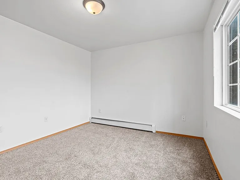 Gateway Estates Apartments — Photo 42
