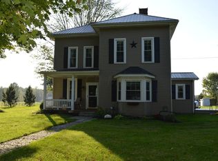 7665 Lake Rd NE, Pleasantville, OH 43148