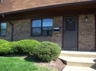 2210 Silver Ct, Trenton, NJ 08690