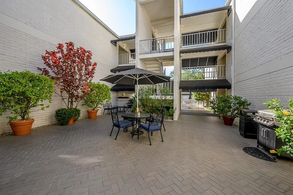 1 bed, 1.5 bath, 728 sqft, $2,000 — Photo 4