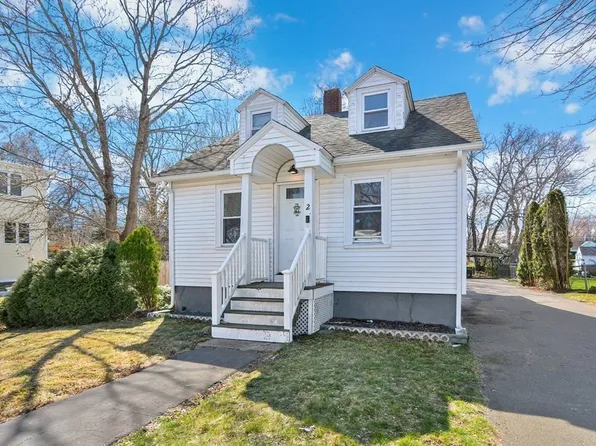2 Alpine Ave, Taunton, MA 02780