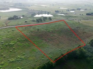 227 Vineyard View Trl, Carmine, TX 78932