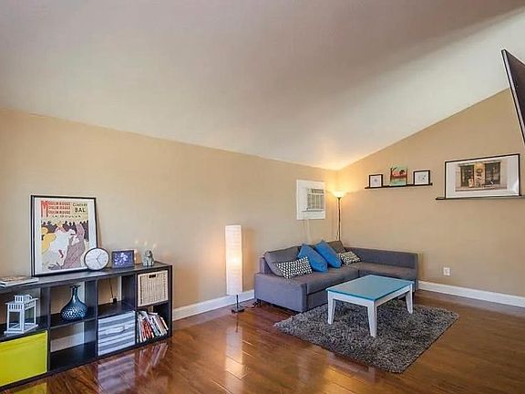 5th image of 14 Thatcher Cir