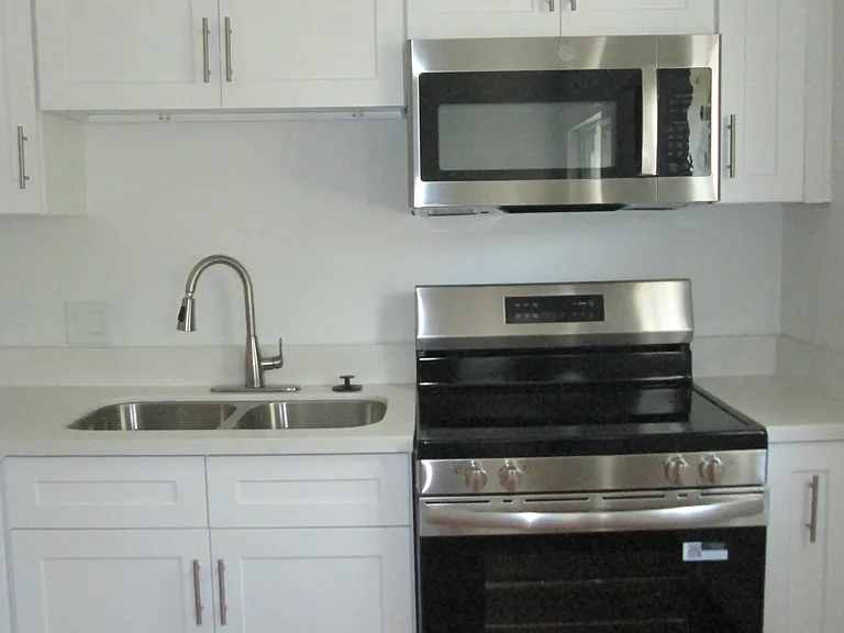 Brentwood/Suntree East Apartments — Photo 67