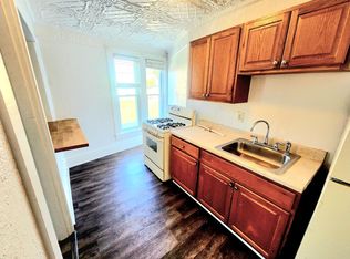 102 Center Ave, West View, PA 15229