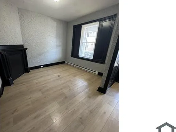 958 E Schiller St, Philadelphia, PA 19134