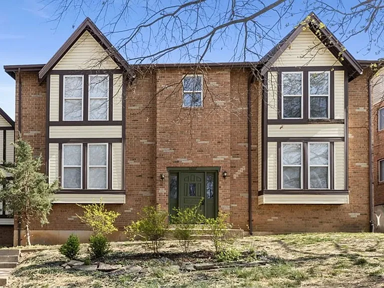 10017-10021 Rodium Dr — Photo 1