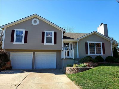 1536 NE Jade St, Lees Summit, MO, 64086