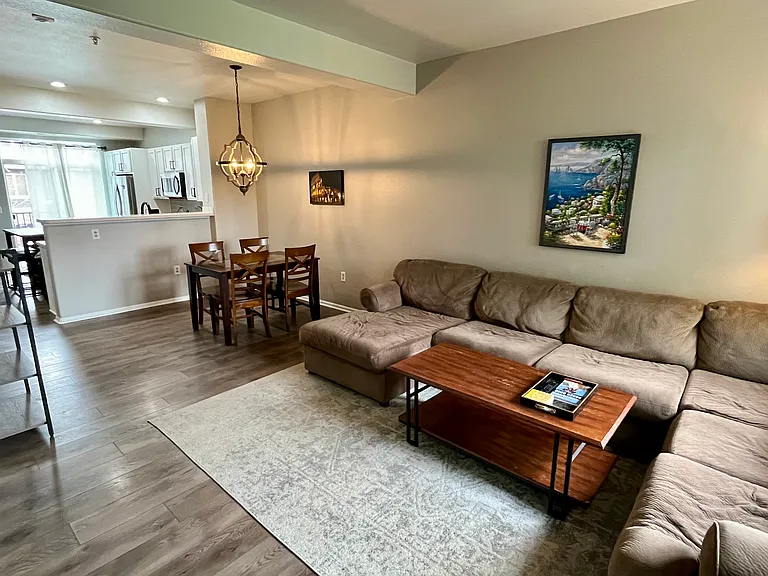 2951 W Riverwalk Cir #M — Photo 3