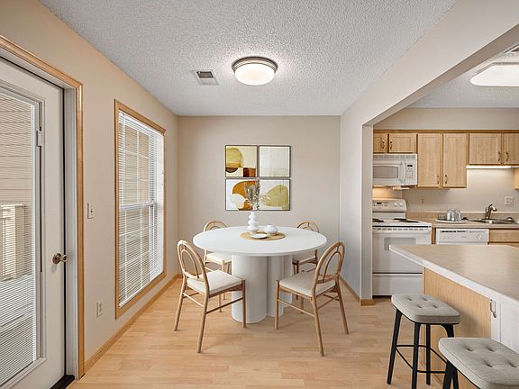 5th image of 13309 Parkwood Dr APT 2