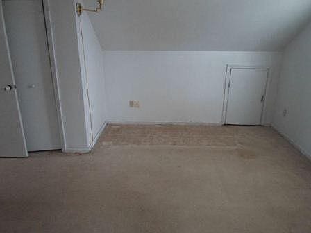 2nd image of 518 Kilby Shores Dr