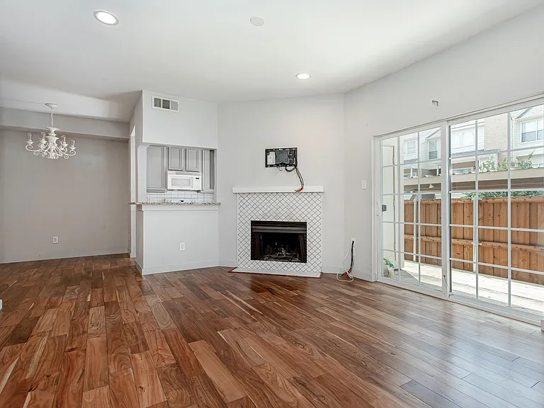 6210 Oram St #5 — Photo 2