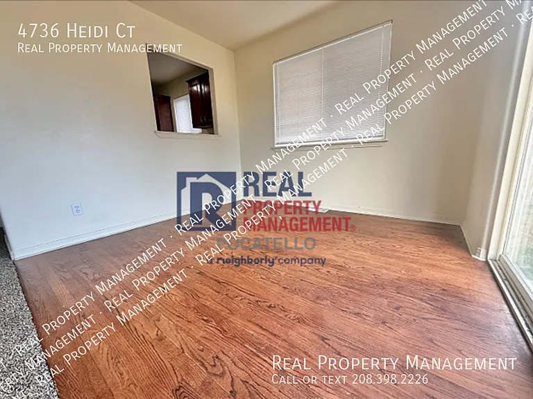 4736 Heidi Ct — Photo 9