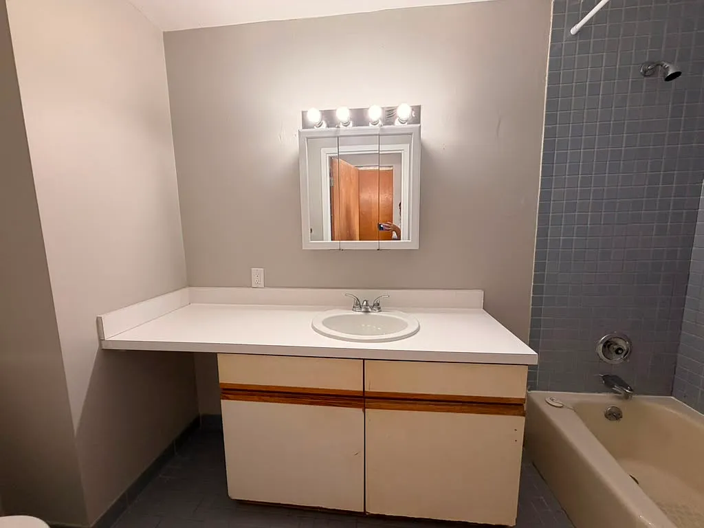 1 bed, $1,525 — Photo 4