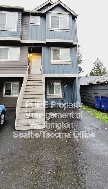 1st image of 4038 S Lawrence St #B