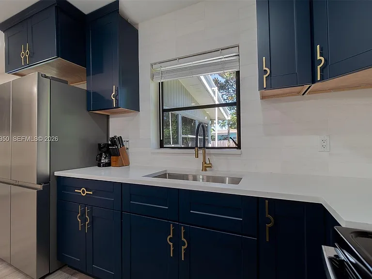 712 Tradewind Dr — Photo 22