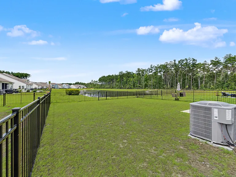 691 Snow Owl Dr — Photo 30