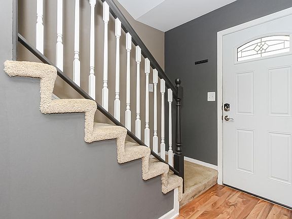 4th image of 244 W Dartmoor Ave