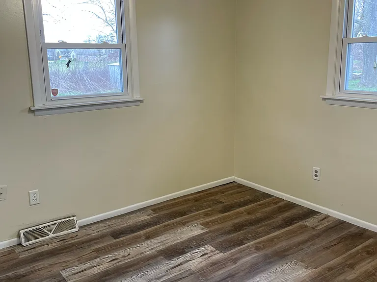 3282 Brown St #1 — Photo 10
