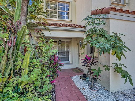 3rd image of 1000 NW 103rd Avenue