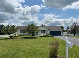 2179 Kowalski Rd, Kronenwetter, WI 54455