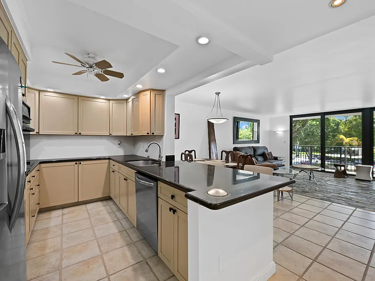 1201 River Reach Dr #202 — Photo 10