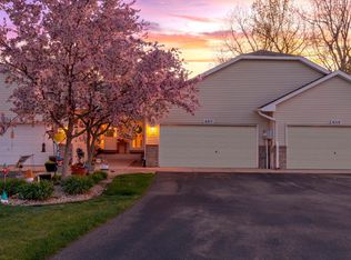 6317 Cavell Ct, Minneapolis, MN 55428