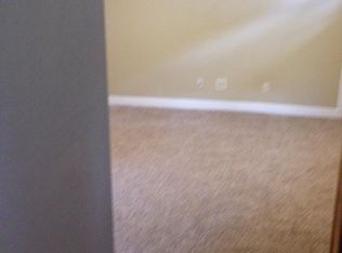 90 Pine St, Rock Springs, WY 82901