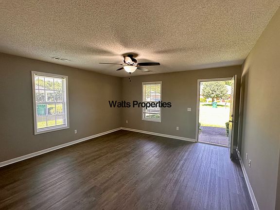 5th image of 13 Briar Cir #13