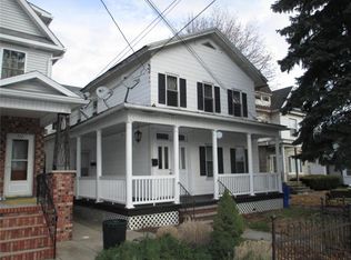 720 W Lackawanna Ave, Blakely, PA 18447