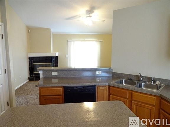 4th image of 3208 Chantilly Ct