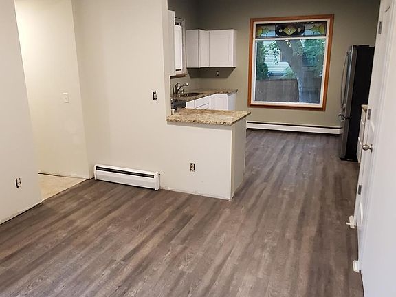 3rd image of 209 4th St E