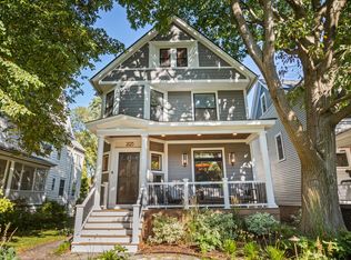 2125 Sherman Ave, Evanston, IL 60201