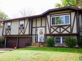1145 SE 43rd St, Topeka, KS 66609