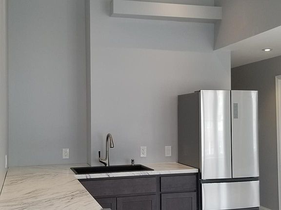 5th image of 2235 S Grand Blvd APT C