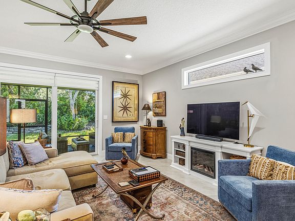 4th image of 6012 Bella Rosa Lane