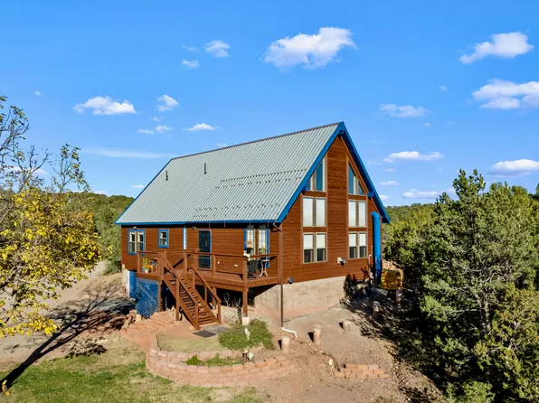 35 Magic Valley Dr, Sandia Park, NM 87047