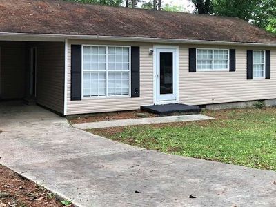 711 Blue Ridge Dr, Forest Park, GA, 30297