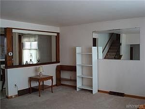 4th image of 107 Tobey Hill Dr