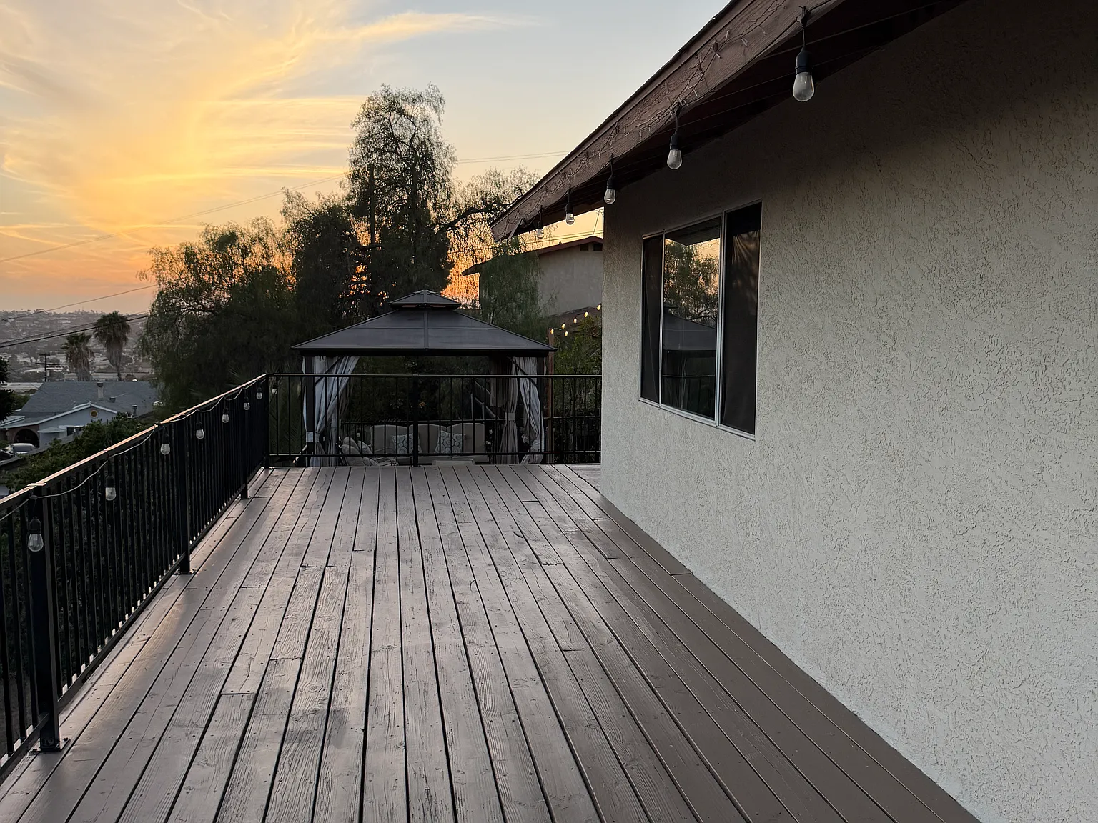 3 bed, 1498 sqft, $4,850 — Photo 1