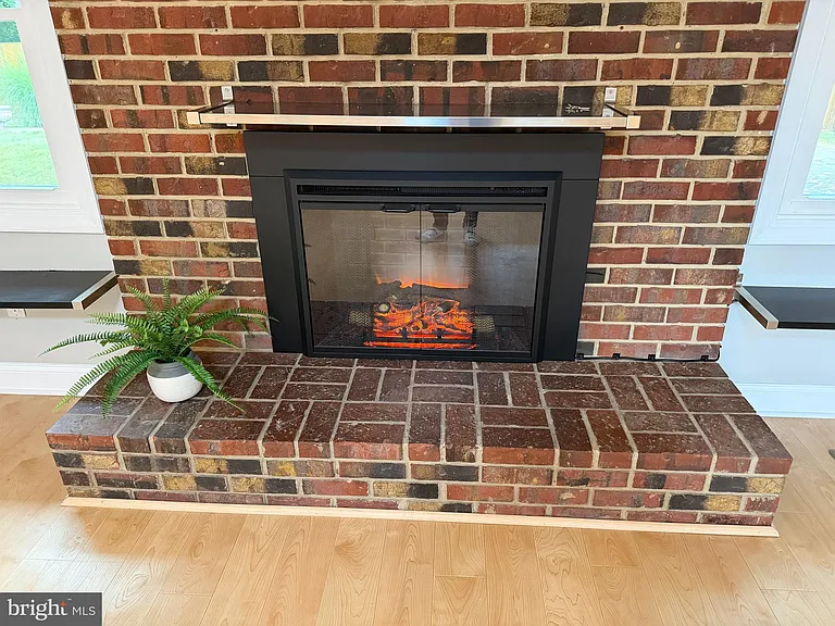 4140 Point Hollow Ln — Photo 6