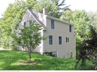 289 Mountain Rd, Cape Neddick, ME 03902