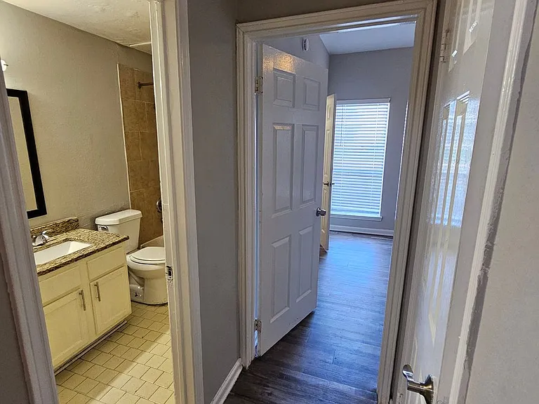 3209 Norwalk Ave #101 — Photo 17