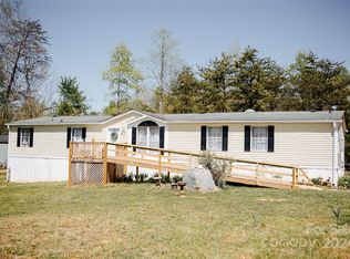 91 Apache Path, Marion, NC 28752