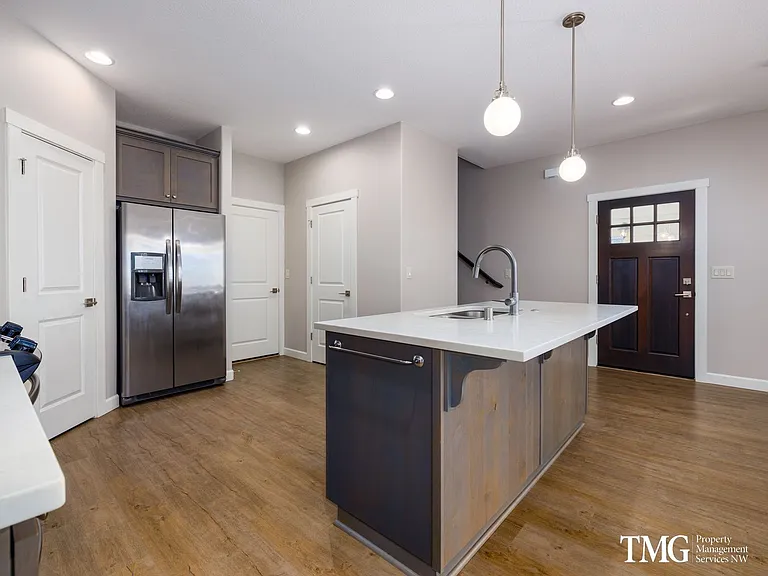 2708 NE 131st Ave — Photo 2