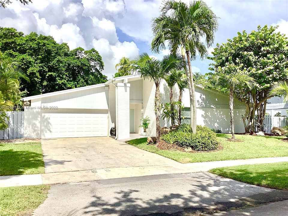 1st image of 10524 SW 132nd Ct #0