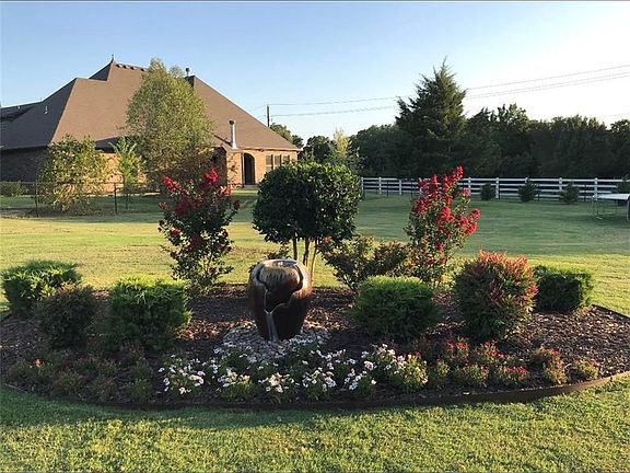 4th image of 1606 Cordova Ct