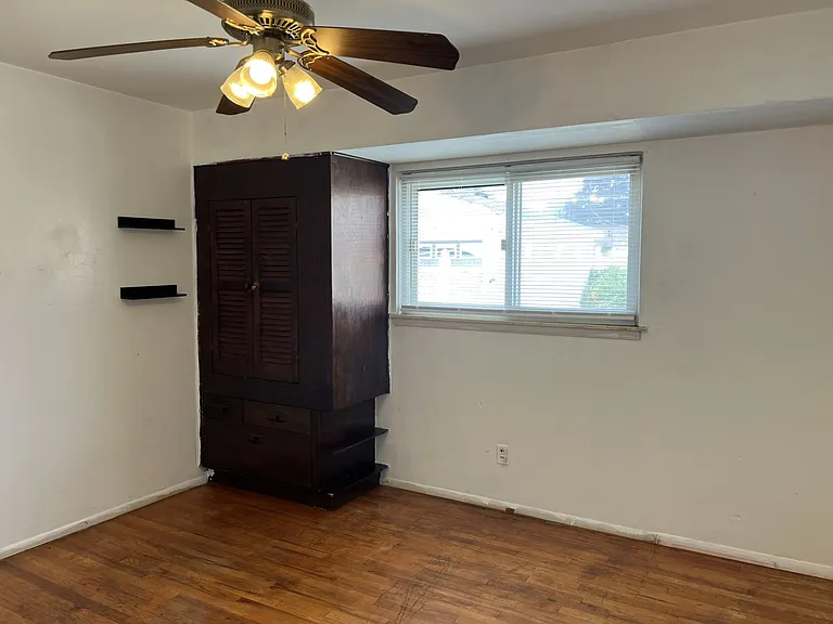 736 Forest St — Photo 9