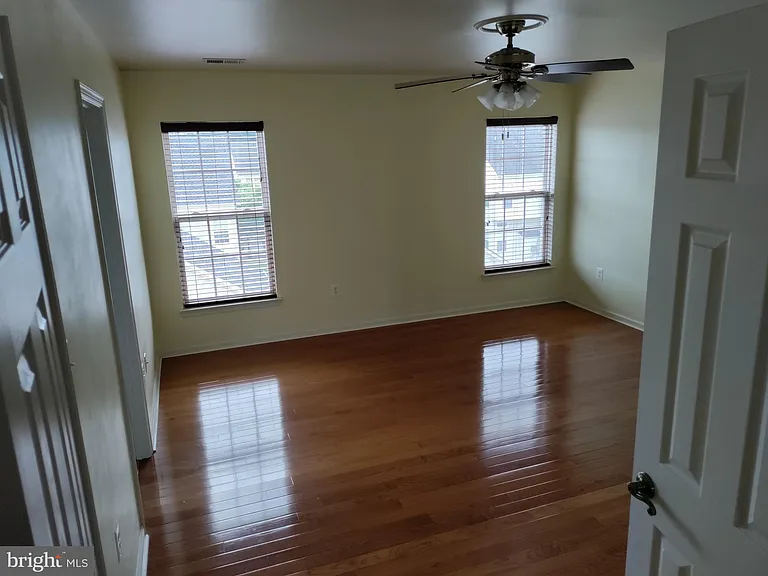 1202 Ellis Ave — Photo 7