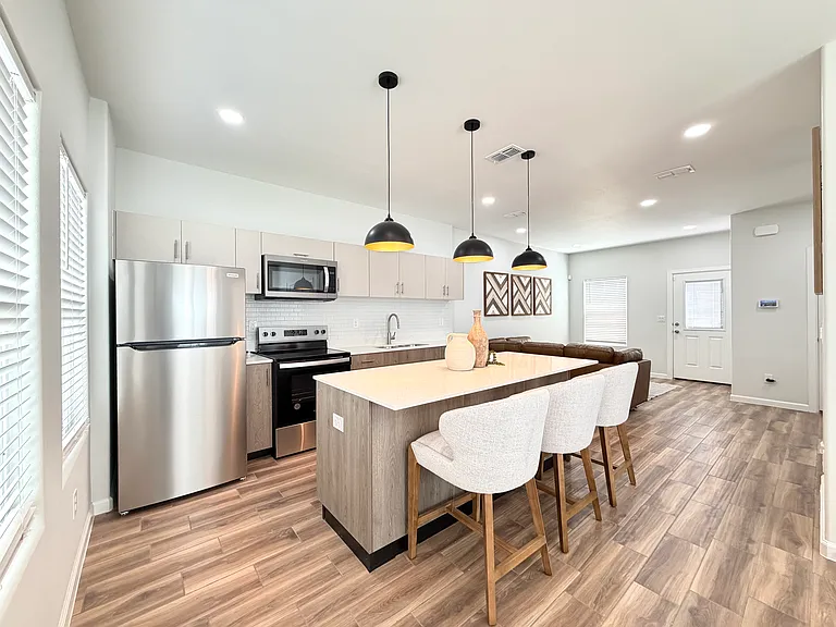 4908 Tyler Ave #4 — Photo 6